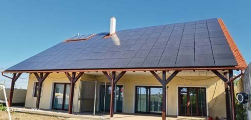 90 kW / 261 kWh commercial solar and storage project in Romania